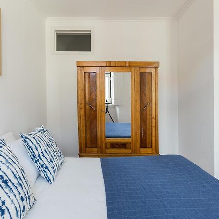 White & Blue Vintage Home In Graca 리스본 외부 사진